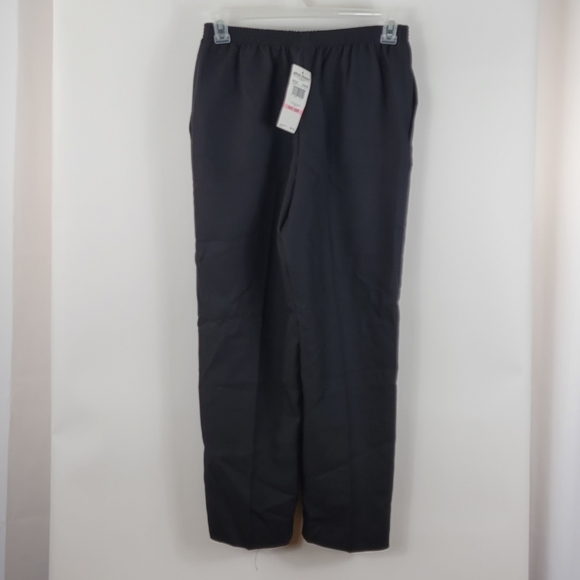 Alfred Dunner Classic Black Pants Size 10P - Picture 4 of 7